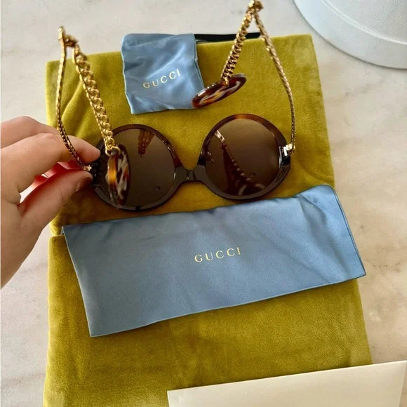 NWT GUCCI 56 mm Brown Multi Sunglasses with logo charms. - Picture 9 of 14